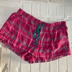 Make and Model lounge shorts